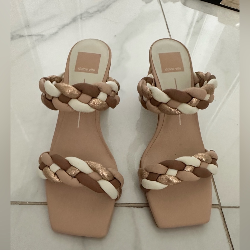 Dolce Vita Women's Braided Sandals - Tan and Cream